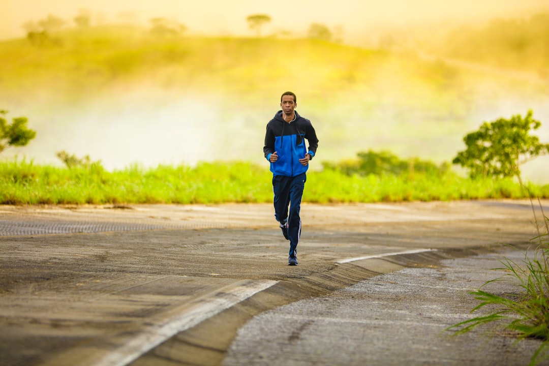 Zijsteek tijdens het hardlopen: oorzaak en voorkomen